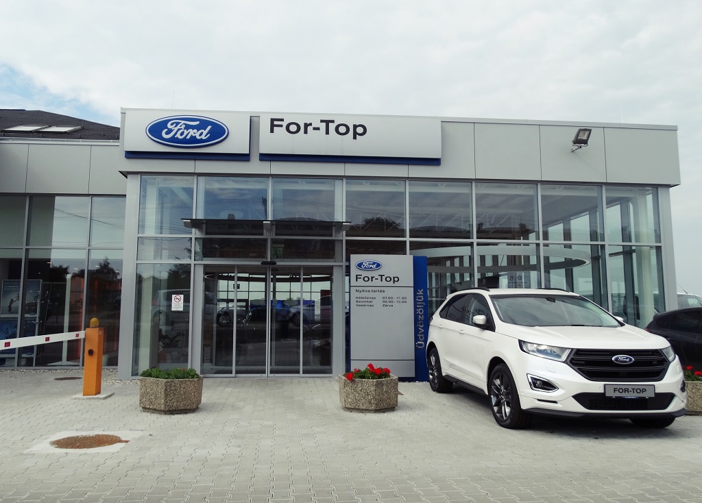FORD-TOP Ford Autószalon kivitelezése